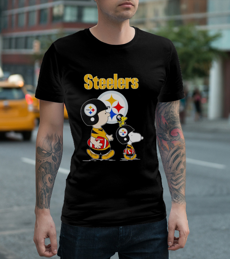 Peanuts Characters with Steelers Football Helmets T-Shirt