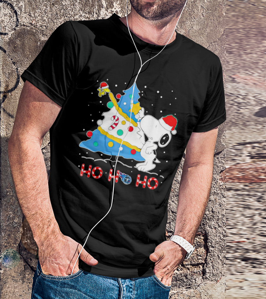 Snoopy And Woodstock Decorating Christmas Tree Tennessee Titans Ho Ho Ho T-Shirt