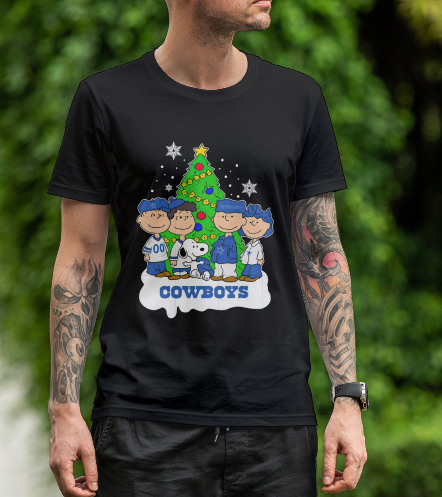 Peanuts Characters Dallas Cowboys Christmas Tree Cowboys T-Shirt