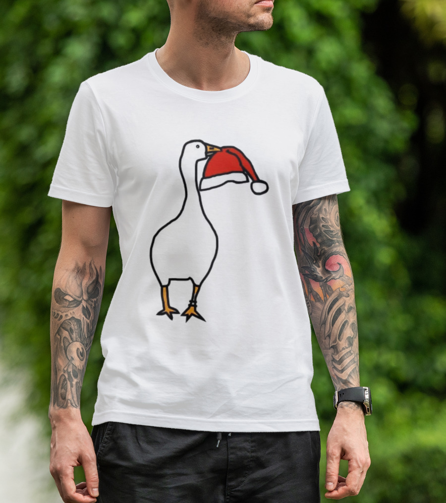 Happy Merry Christmas Santa Hat White Goose Steals T-Shirt