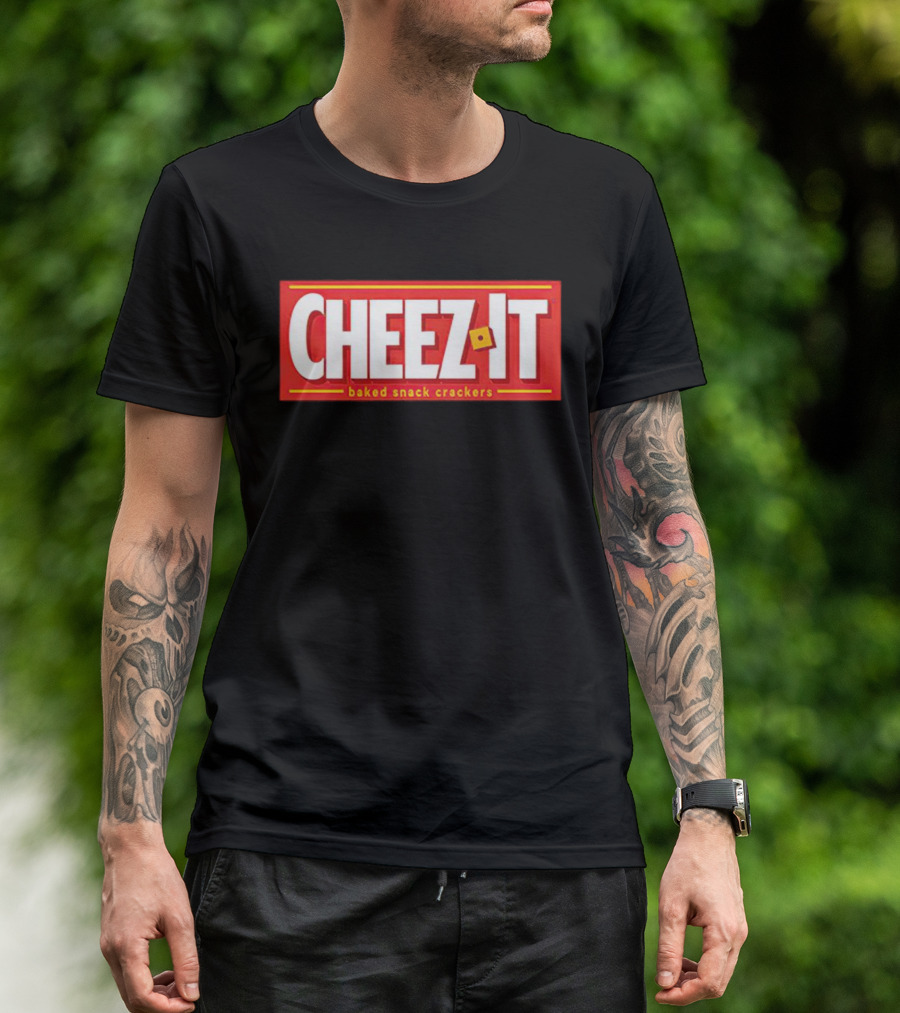 Cheez-It Baked Snack Crackers Iconic T-Shirt