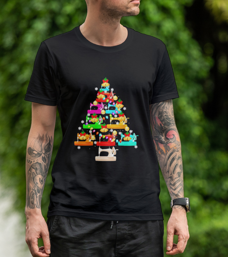 Quilt Sewing Lover Christmas Tree Sewing Machine Festive T-Shirt