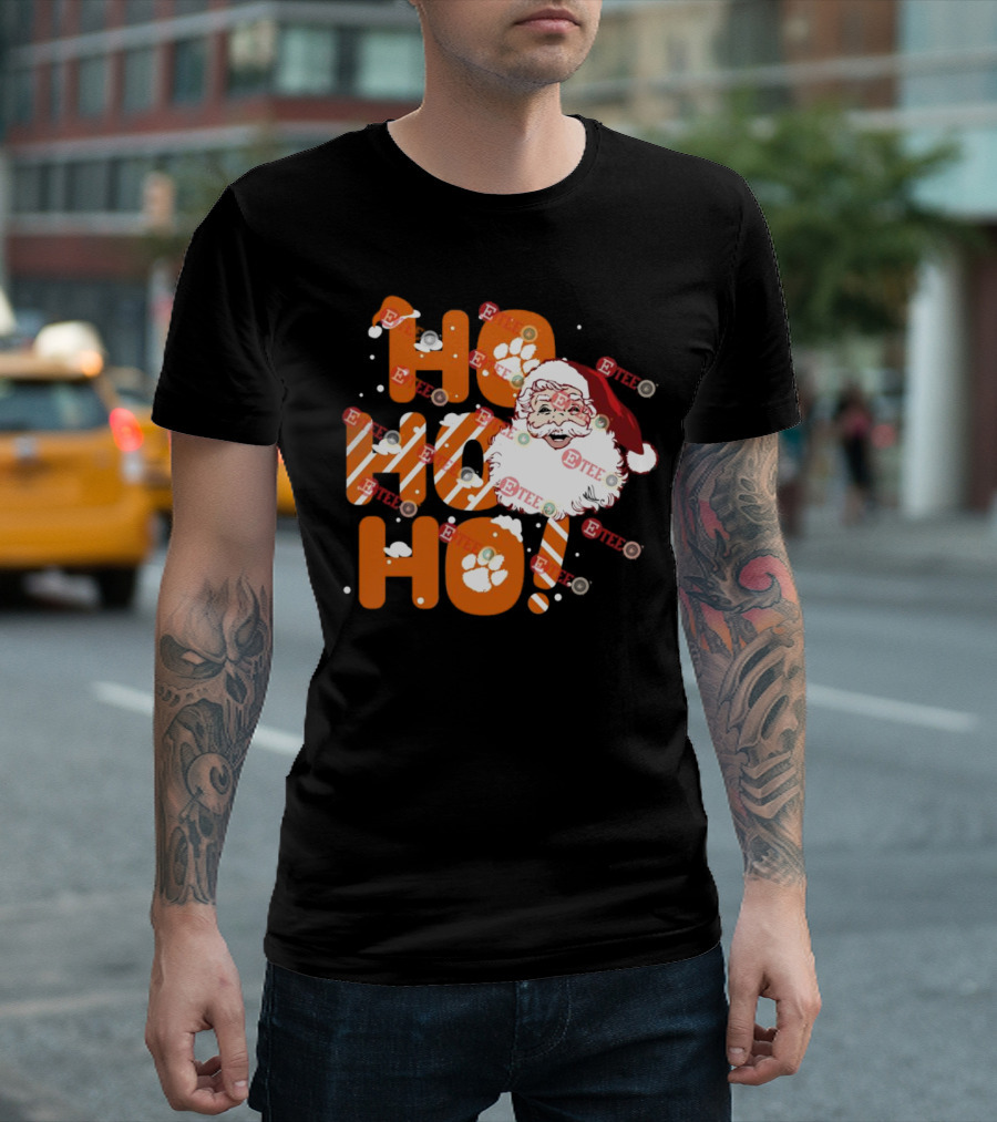 Clemson Tigers Santa Claus Ho Ho Ho Christmas Paw Print Snowflakes T-Shirt