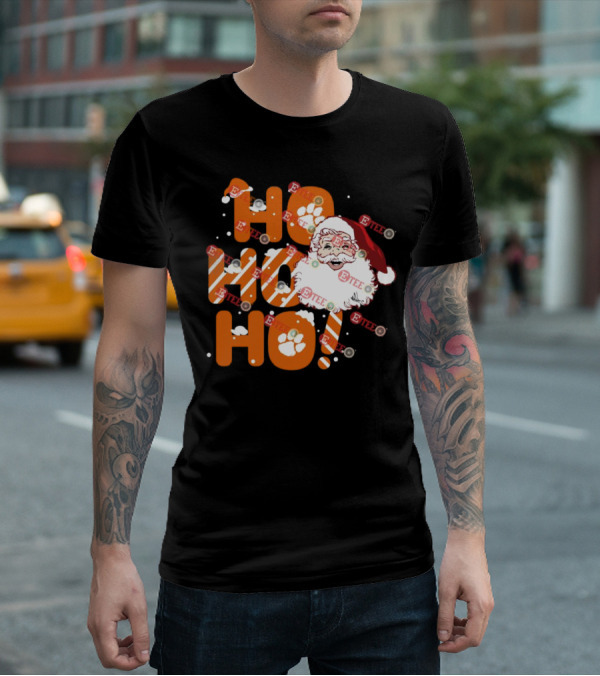 Clemson Tigers Santa Claus Ho Ho Ho Christmas Paw Print Snowflakes T-Shirt