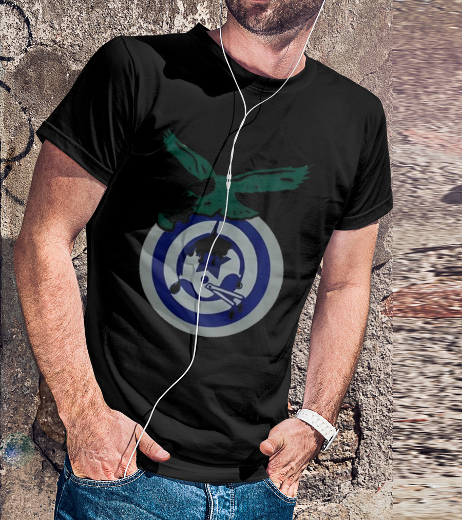 Philadelphia Eagles Dumping On Dallas Cowboys T-Shirt
