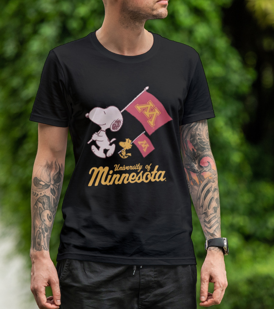 Snoopy And Woodstock University Of Minnesota Flags T-Shirt