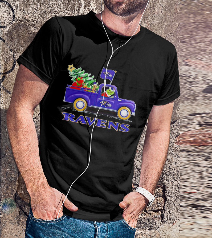 Grinch Driving Baltimore Ravens Christmas Truck T-Shirt