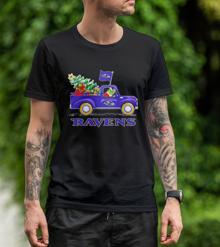 Grinch Driving Baltimore Ravens Christmas Truck T-Shirt