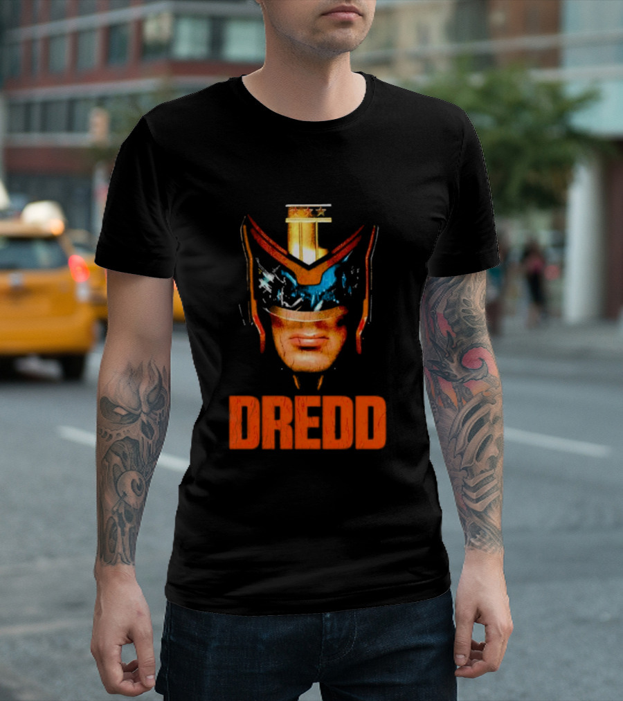 Judge Dredd Helmet Vintage Retro Dredd T-Shirt