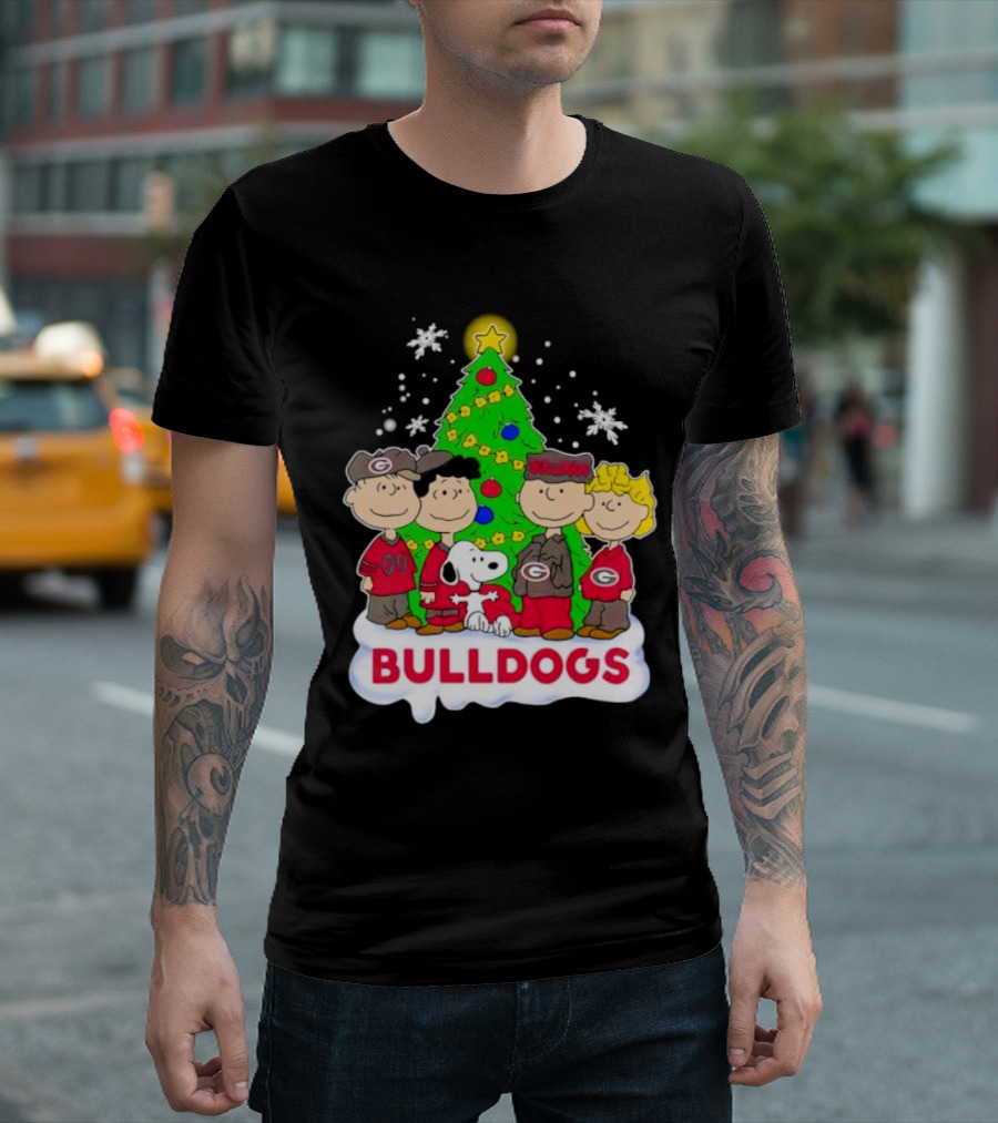Peanuts Characters Georgia Bulldogs Christmas Tree Bulldogs T-Shirt