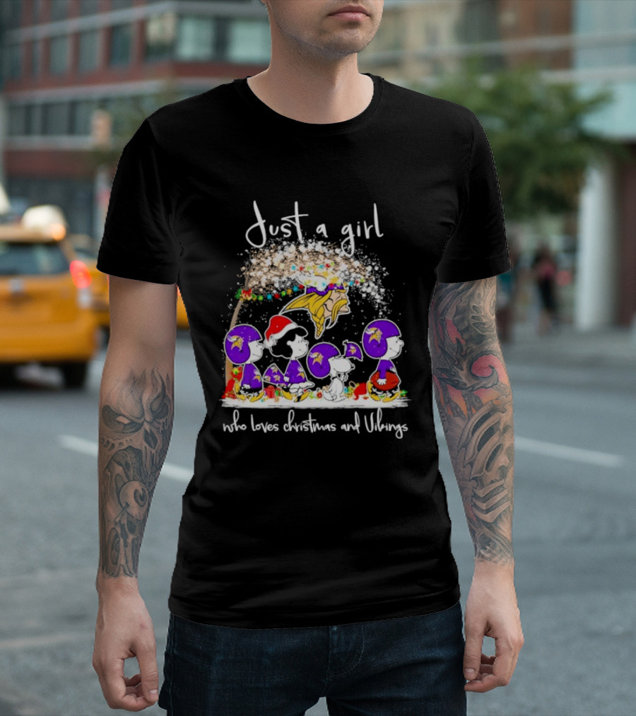 Just A Girl Who Loves Christmas And Vikings Peanuts T-Shirt