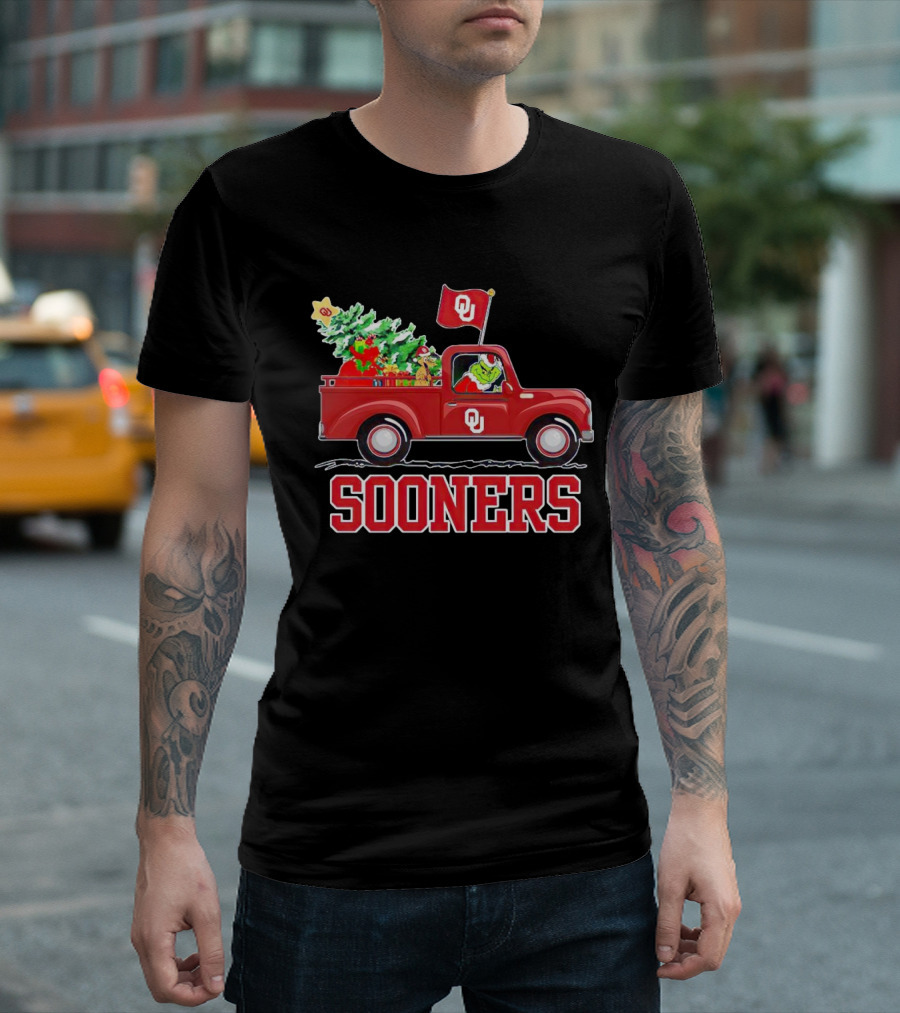 Grinch Driving Red Truck with Christmas Tree Oklahoma Sooners T-Shirt