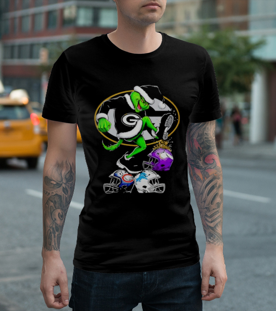 Green Bay Packers Grinch Santa Stepping on NFL Helmets Funny Christmas T-Shirt