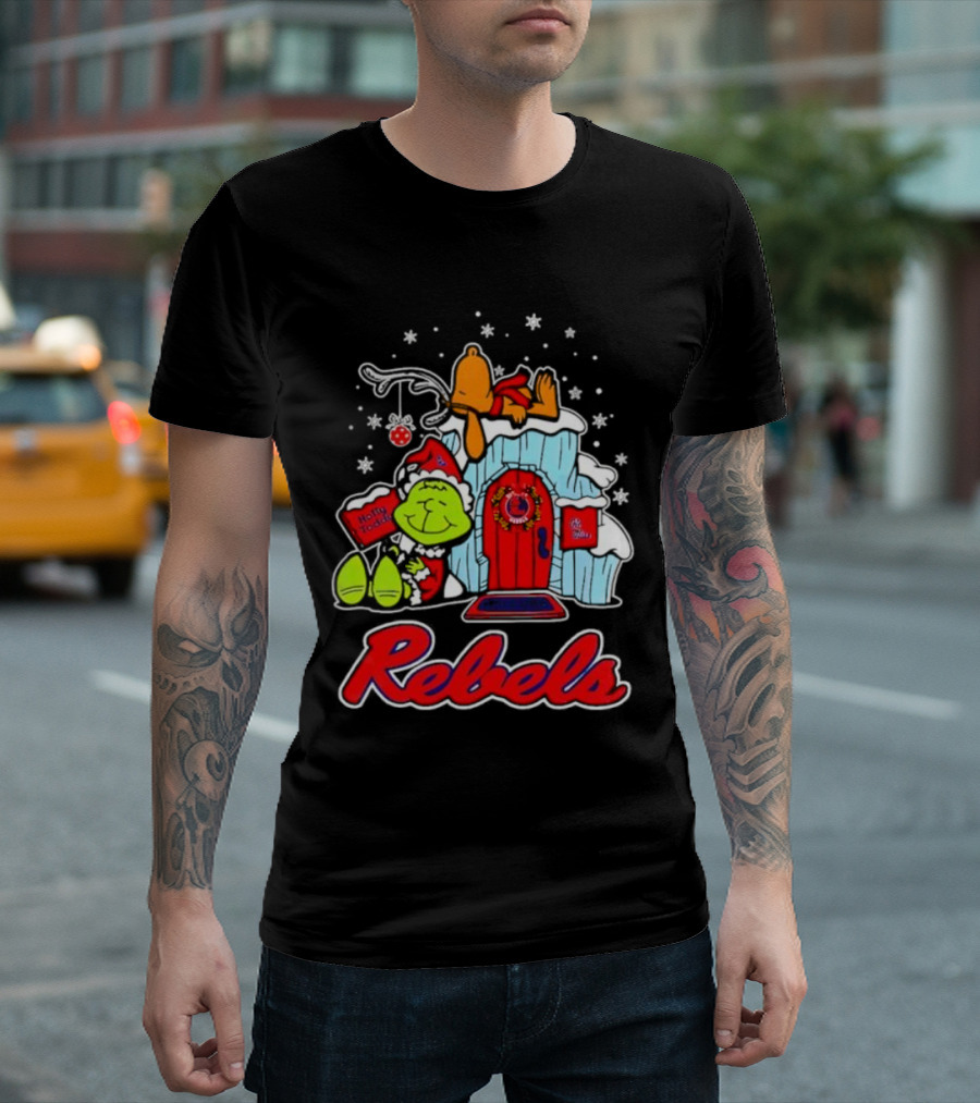 Peanuts Ole Miss Rebels Grinch Snoopy Merry Christmas T-Shirt