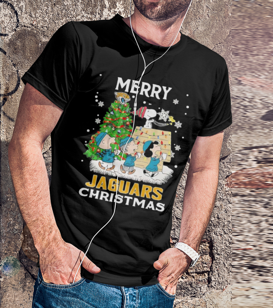 Merry Christmas Peanuts Characters Jacksonville Jaguars Snoopy Woodstock T-Shirt