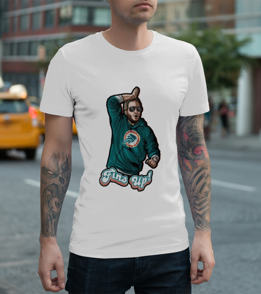 Mike McDaniel Fins Up Miami Dolphins Coach Motivation T-Shirt