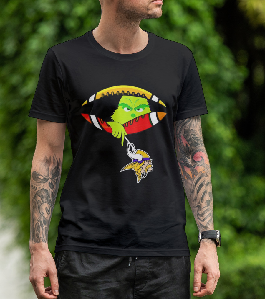 Grinch Stealing Minnesota Vikings Football T-Shirt