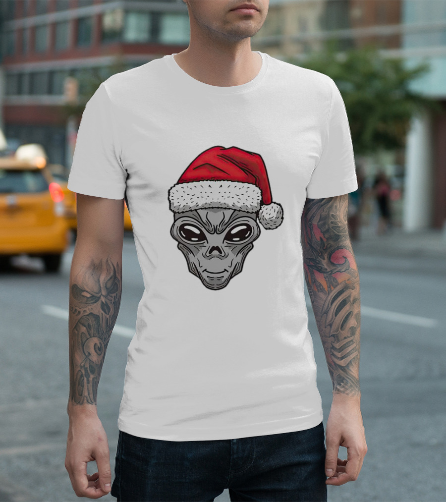 Santa Alien Christmas Hat Festive Extraterrestrial T-Shirt