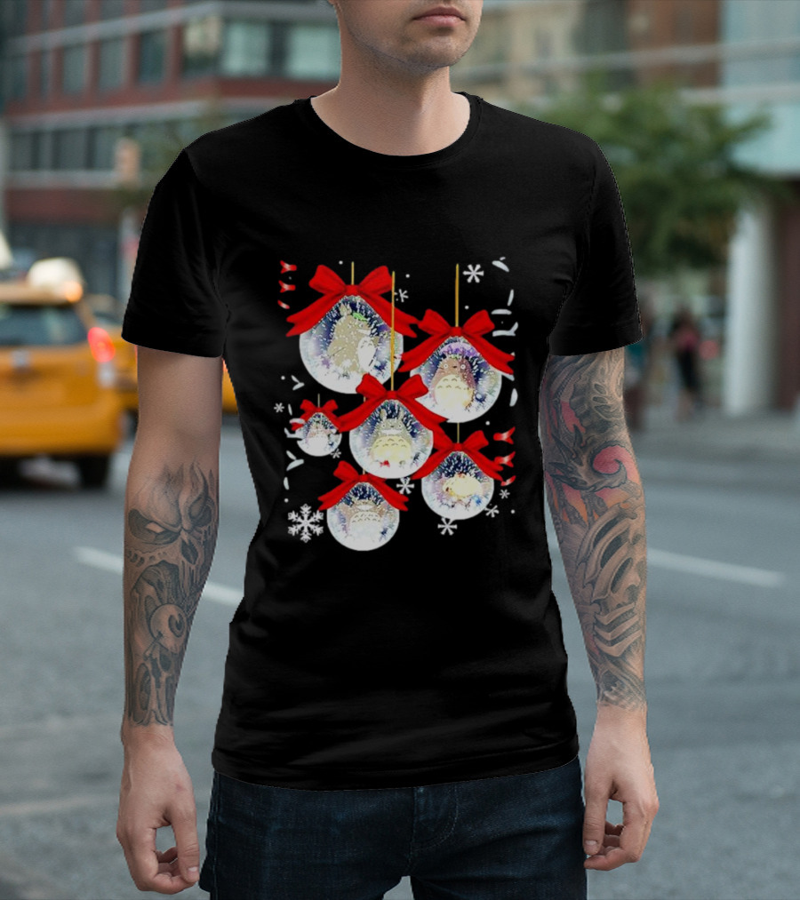 Totoro Chibi Christmas Ornaments With Snowflakes And Red Bows T-Shirt