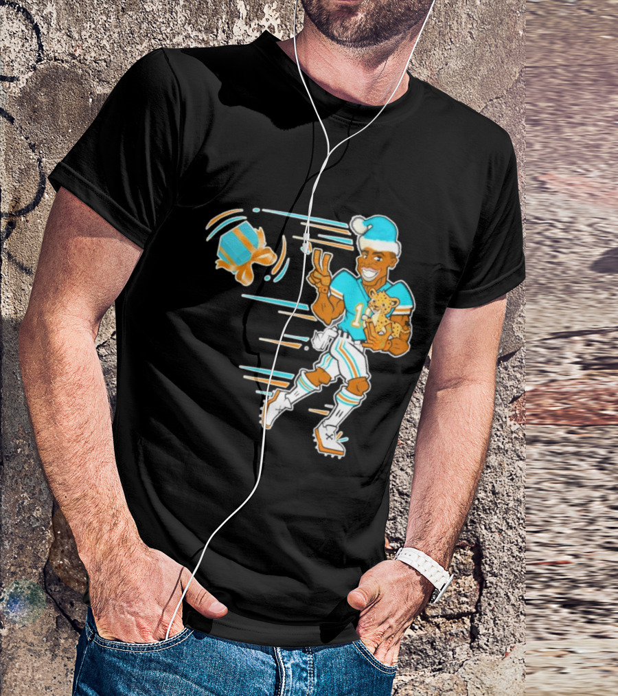Tyreek Hill Cheetah Claus Football Holiday Player With Cheetah And Santa Hat T-Shirt