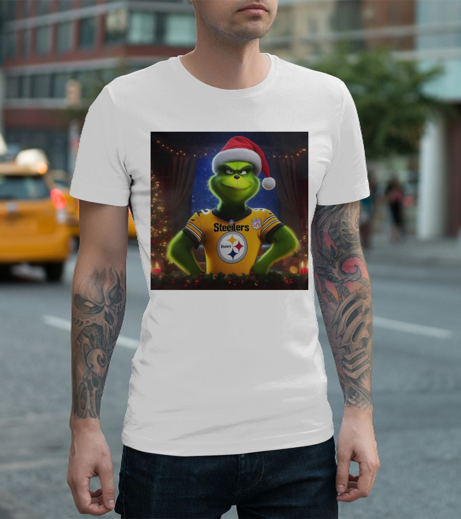 Grinch Wearing Pittsburgh Steelers Jersey Christmas Scene T-Shirt
