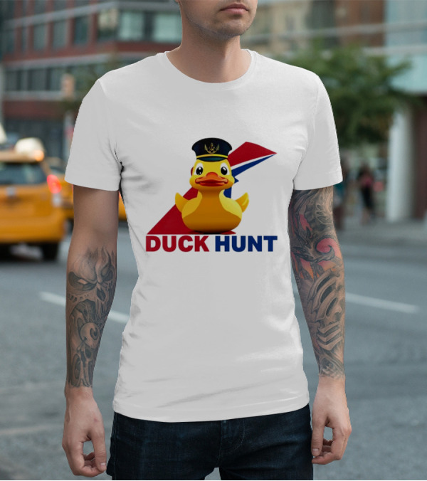 Cruising Duck Hunt Captain Rubber Duck Navy T-Shirt