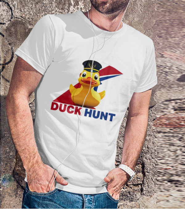 Cruising Duck Hunt Captain Rubber Duck Navy T-Shirt