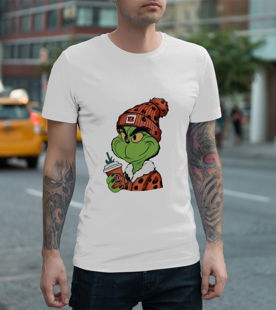 Grinch Boujee Cincinnati Bengals Football Fan Holiday T-Shirt