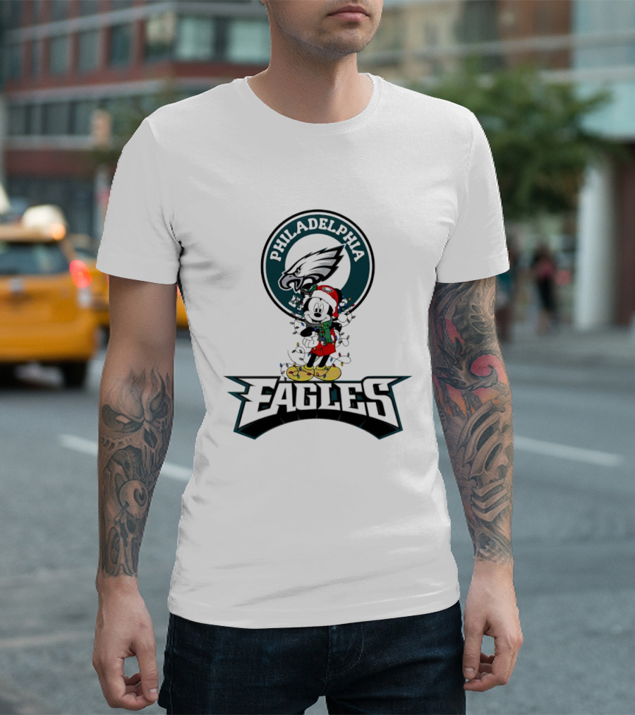 Mickey Mouse Philadelphia Eagles Christmas Lights Holiday Spirit T-Shirt