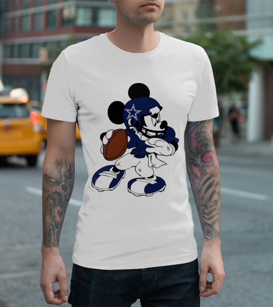 Mickey Mouse Dallas Cowboys Football Quarterback T-Shirt