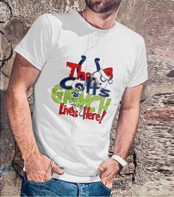 The Colts Grinch Lives Here Christmas Helmet Santa Hat T-Shirt