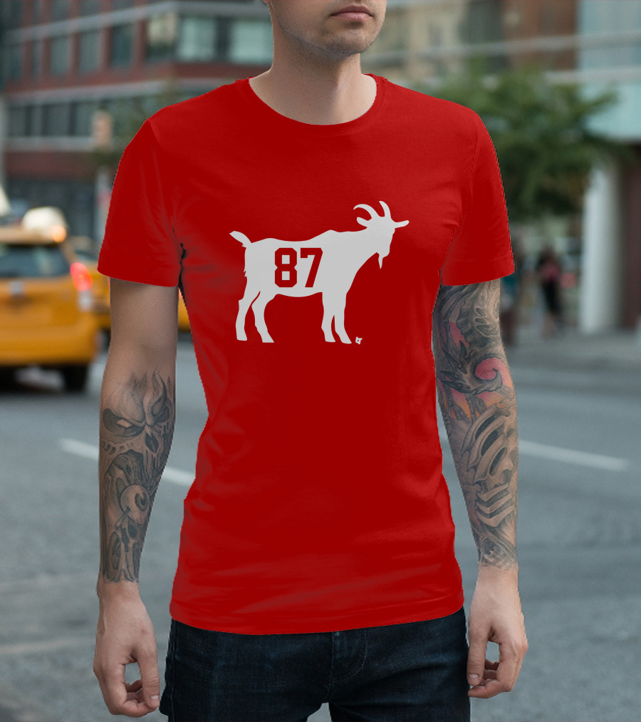 Travis Kelce GOAT 87 Football Legend T-Shirt