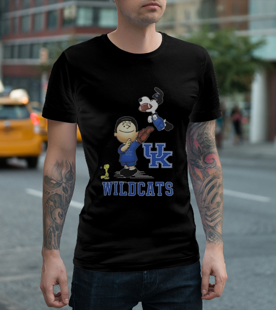 Snoopy Charlie Brown Woodstock UK Wildcats Peanuts T-Shirt