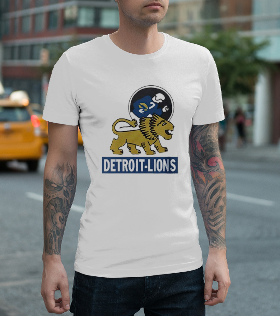 Detroit Lions Vintage Logo Golden Lion T-Shirt