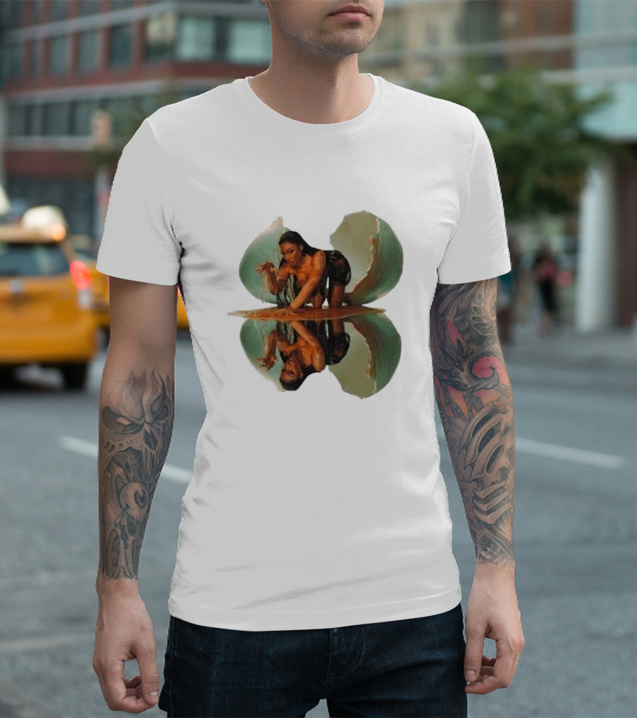 Megantheestallion Megan Sand Hatching Reflection Image T-Shirt