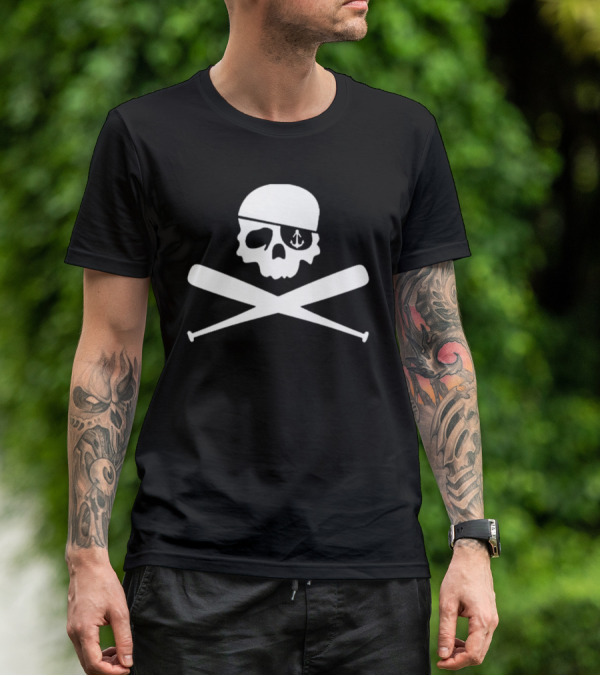 Bryan Reynolds Pirates Anchor-Eyed Skull Crossed Baseball Bats T-Shirt