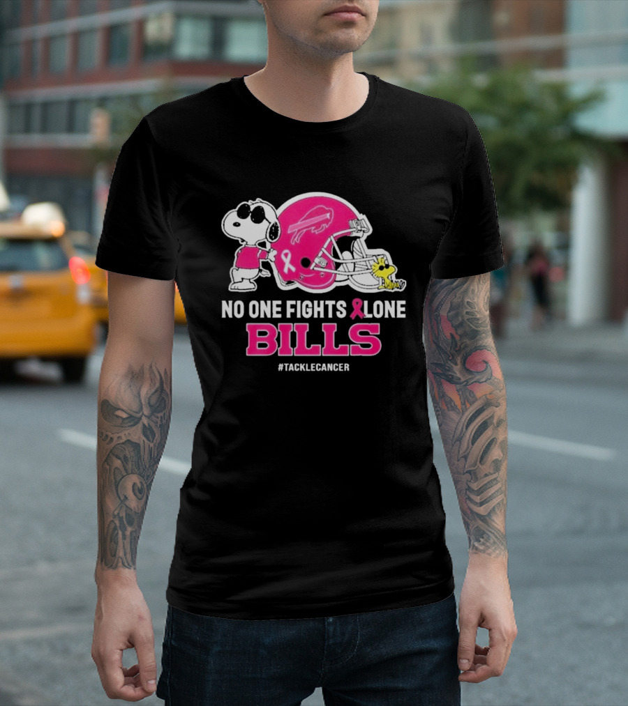Snoopy and Woodstock No One Fights Alone Buffalo Bills #TackleCancer T-Shirt