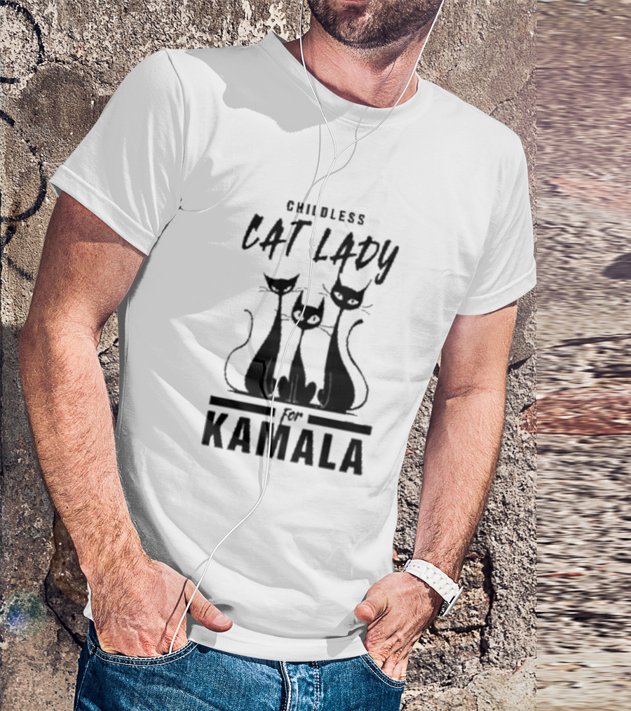 Childless Cat Lady For Kamala 2024 President Ladies With Three Cats T-Shirt
