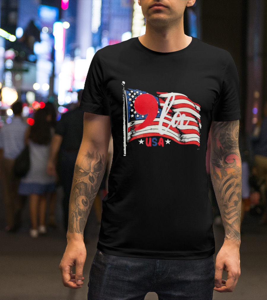 Comma La Kamala Harris For President 2024 USA Flag T-Shirt