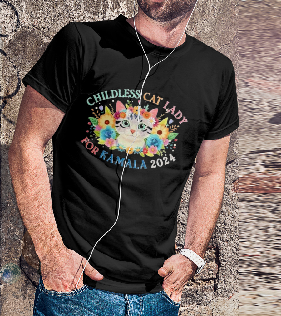 Childless Cat Lady For Kamala 2024 Election Cute Cat And Flowers Vote Blue T-Shirt