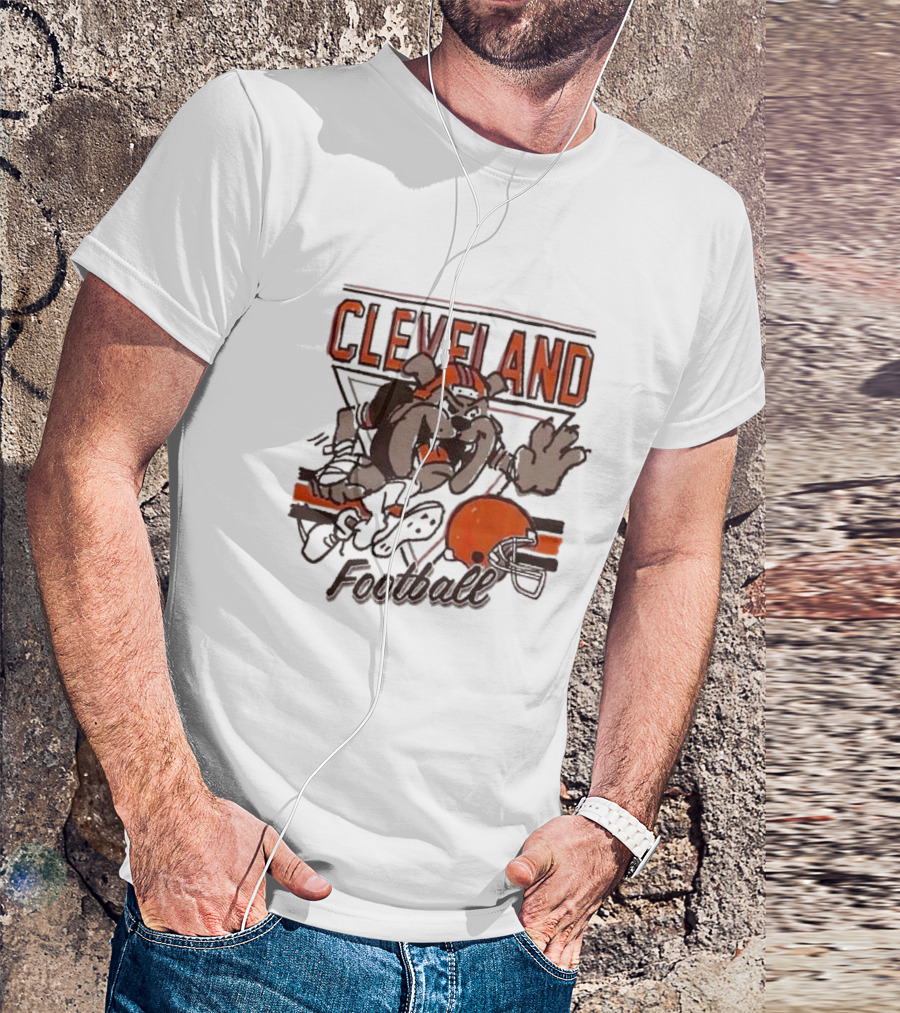 Cleveland Browns Cartoon Dawg With Helmet Football T-Shirt