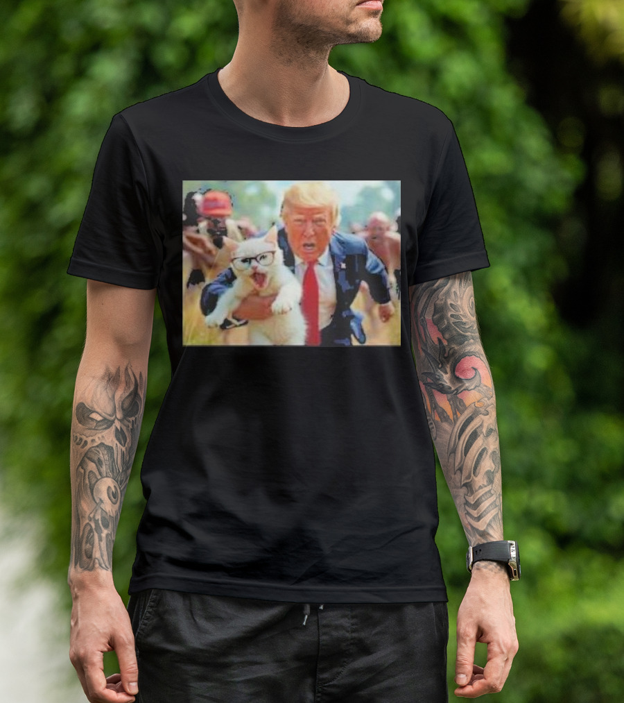 Dnaold Trump 2024 Save Catturd Cats From Being Eaten T-Shirt