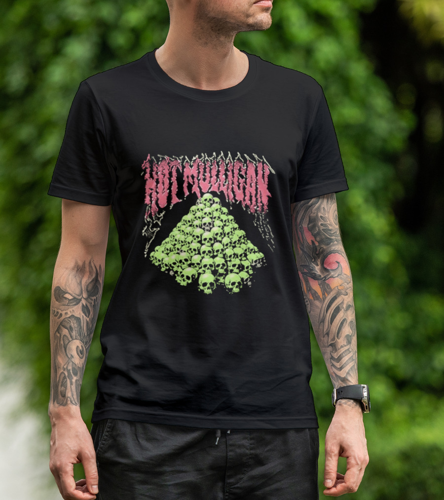 HOT MULLIGAN SKULL PYRAMID T-Shirt
