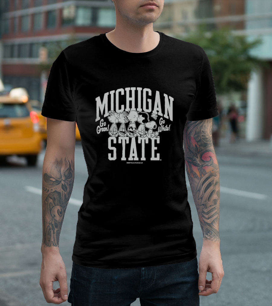 Peanuts Characters Go Green Go White Michigan State The Gang T-Shirt