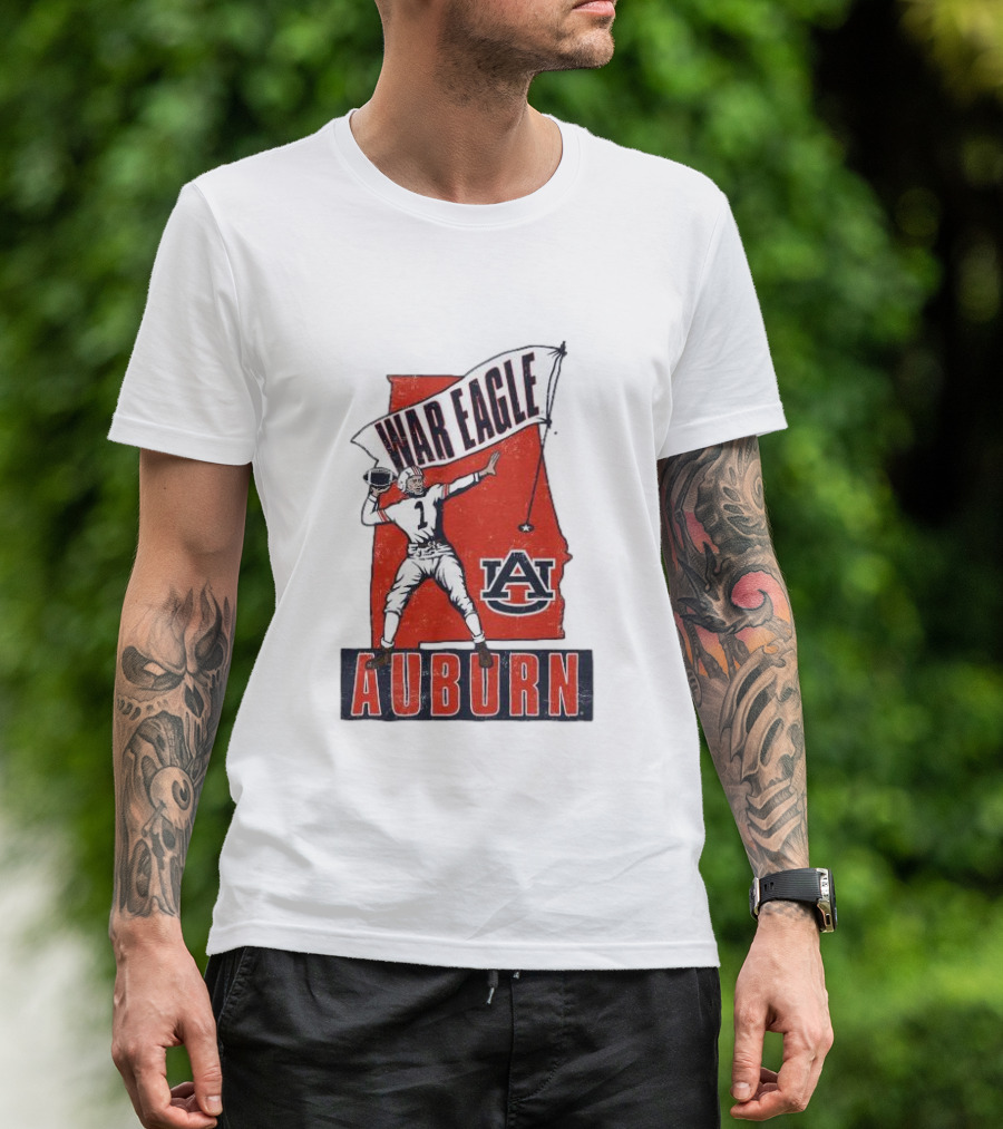 Auburn War Eagle Vintage Football Player With Auburn Logo And War Eagle Banner T-Shirt