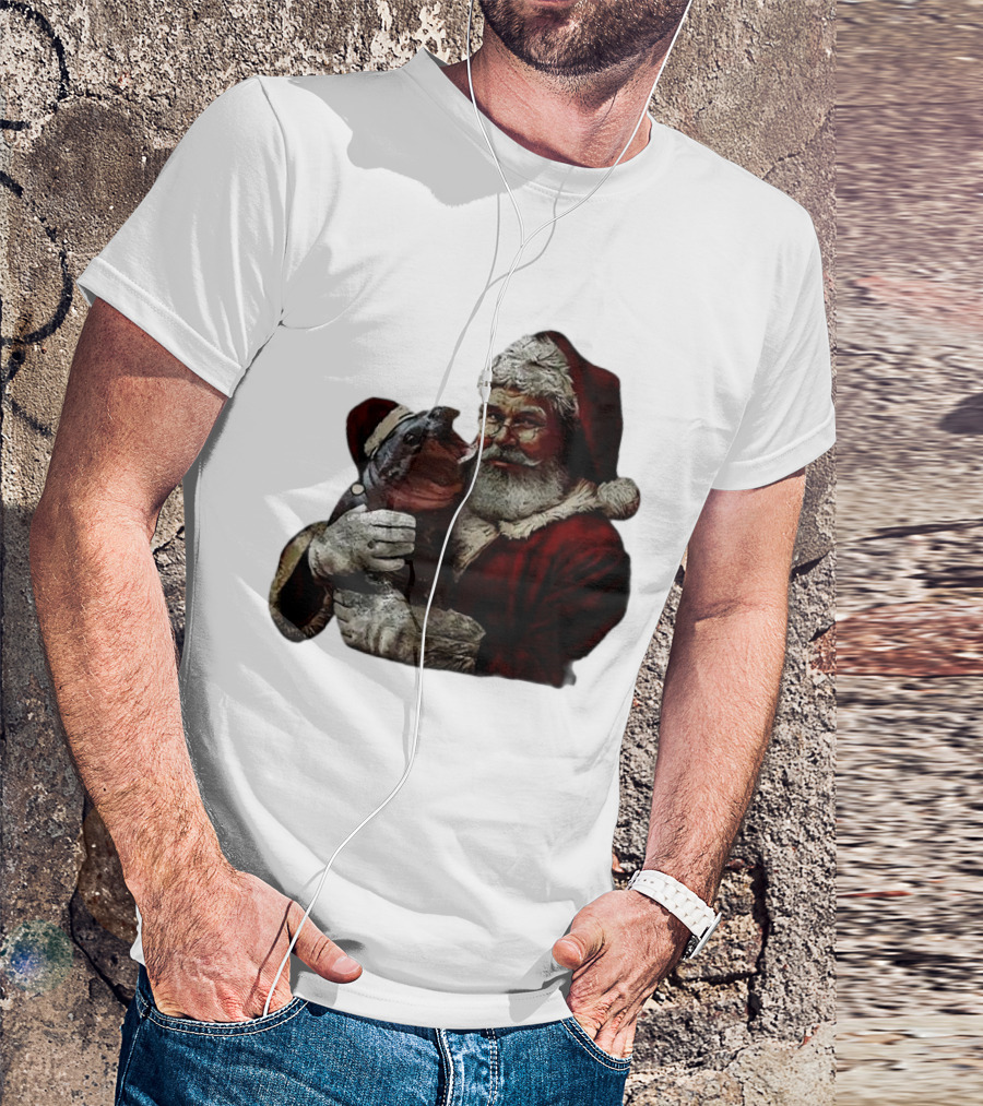 Moo Deng Xmas Funny Christmas Santa Hug Cute Baby Hippo Santa Claus Holiday T-Shirt