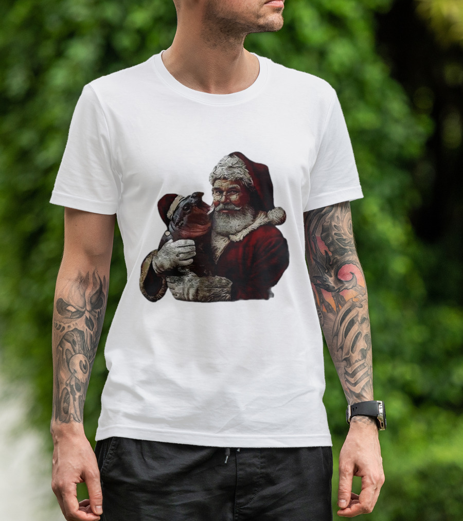 Moo Deng Xmas Funny Christmas Santa Hug Cute Baby Hippo Santa Claus Holiday T-Shirt