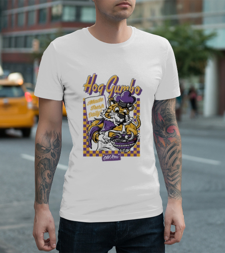 Old Row Hog Gumbo Made Fresh Daily Tiger Chef Purple Gold Checkered T-Shirt