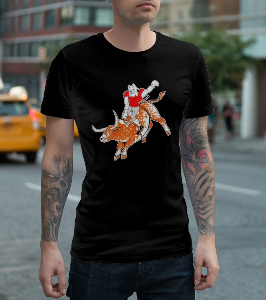 Georgia Bulldogs Uga Riding Bull Horns Down T-Shirt