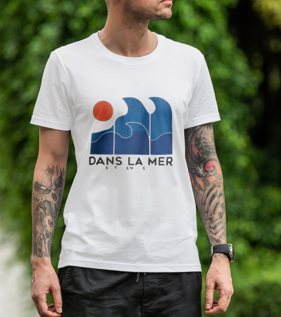 Dans La Mer Waves And Sun T-Shirt